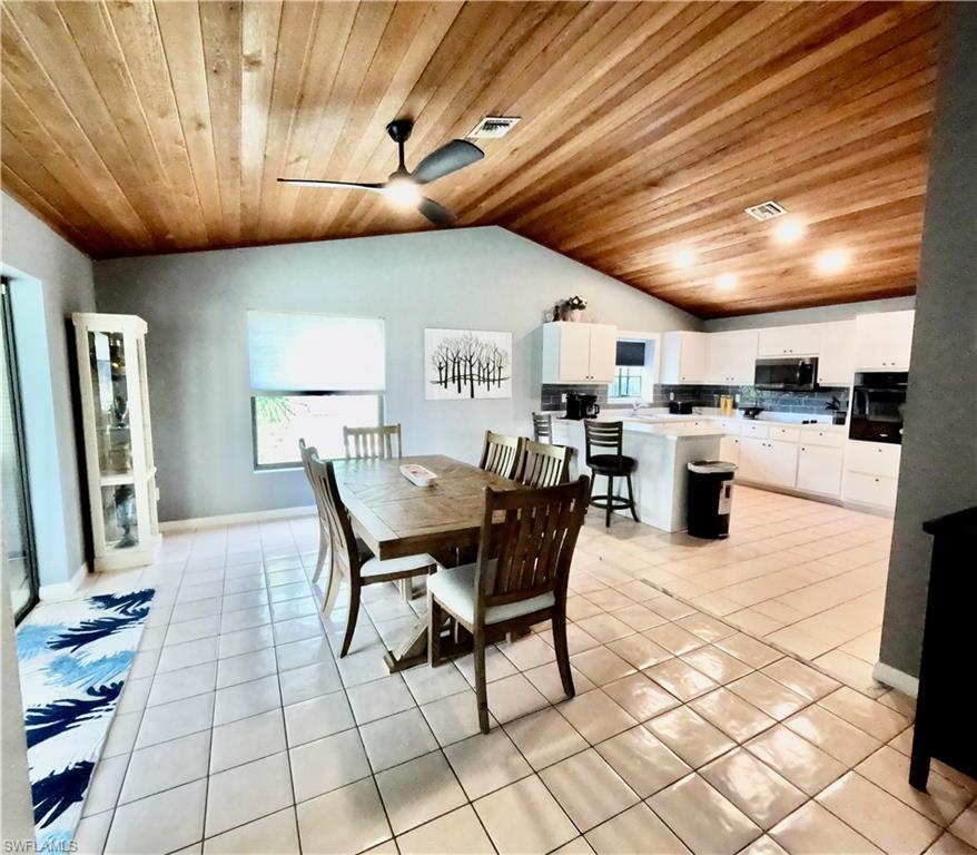 2026035998 Property Photo 38