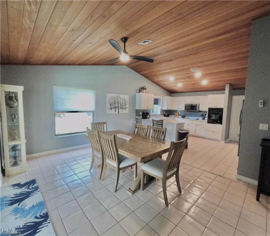2026035998 Property Photo 44