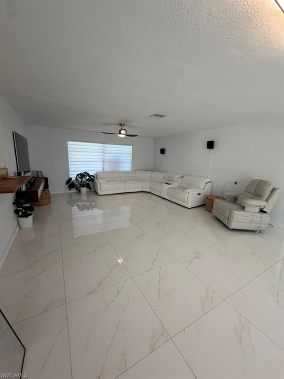 2267 Aldridge Ave Property Photo 9