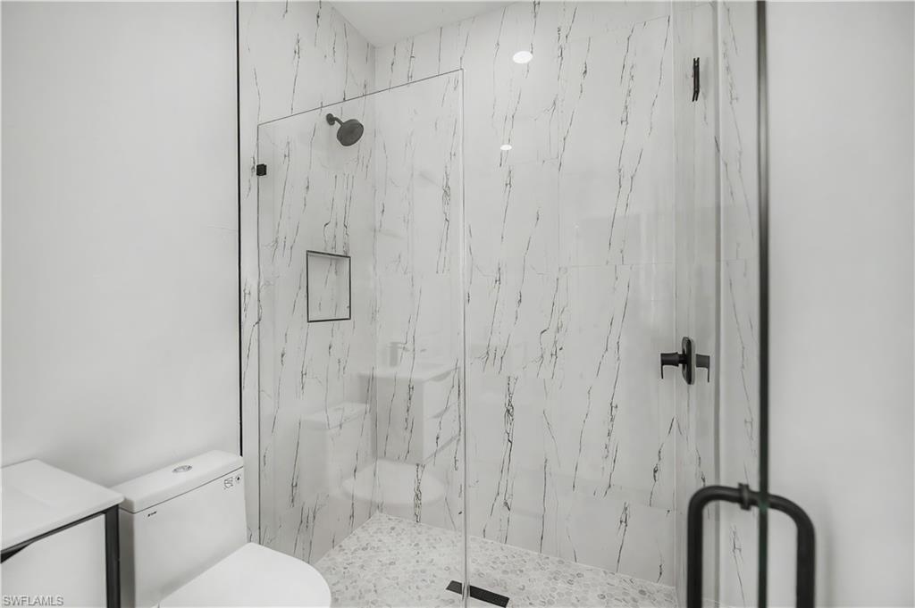 3123 69th St W Property Photo 16