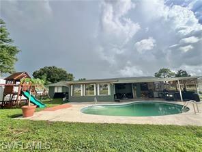 1543 Medford Pl Property Photo 2