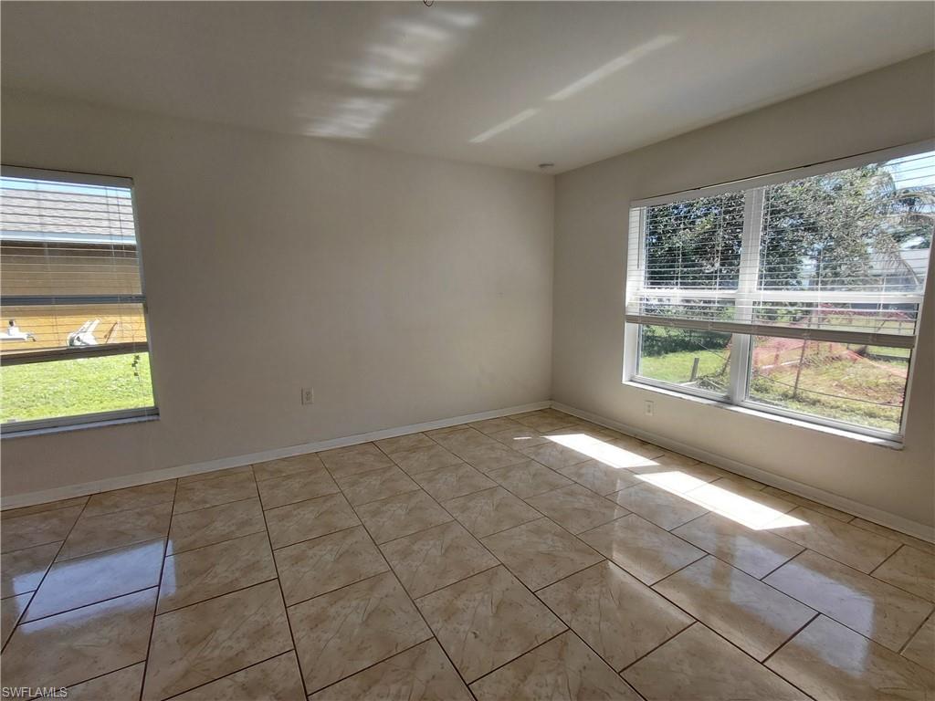 2013 Ne 13th Pl Property Photo 15