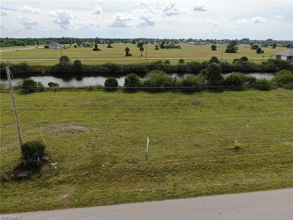 4102 NW 39th LN Property Photo 1