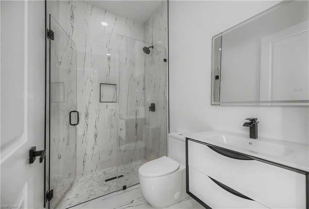3121 69th St W Property Photo 22