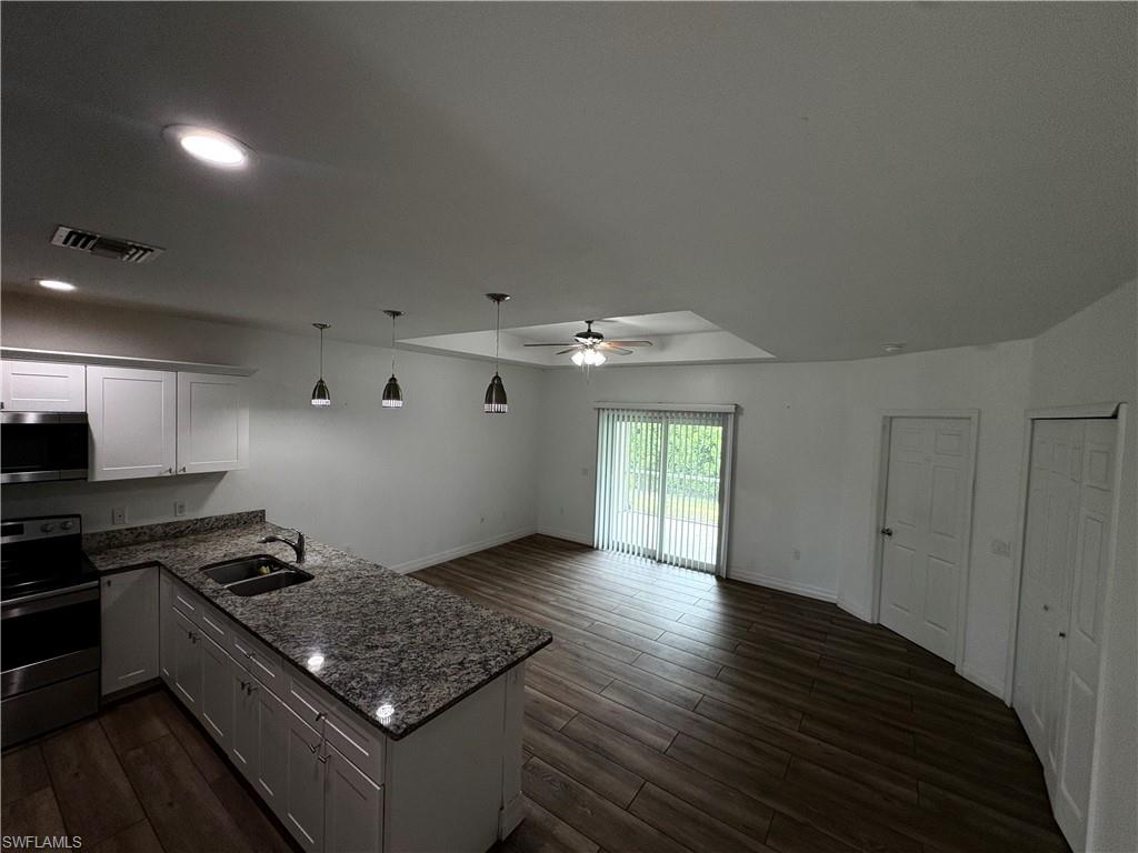 1104 Ichabod Ave S Property Photo 4