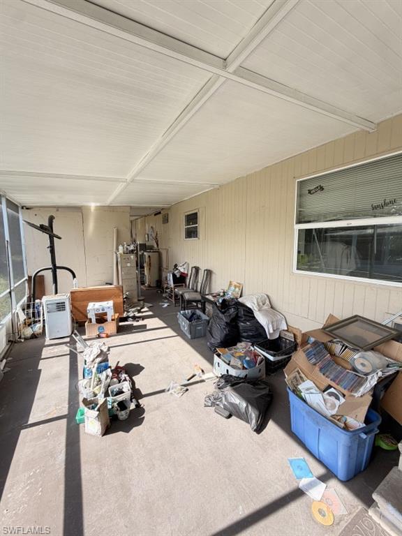 2074 Flowers Dr Property Photo 10