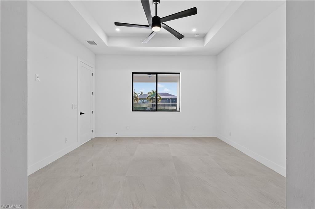 2525 Surfside Blvd Property Photo 23