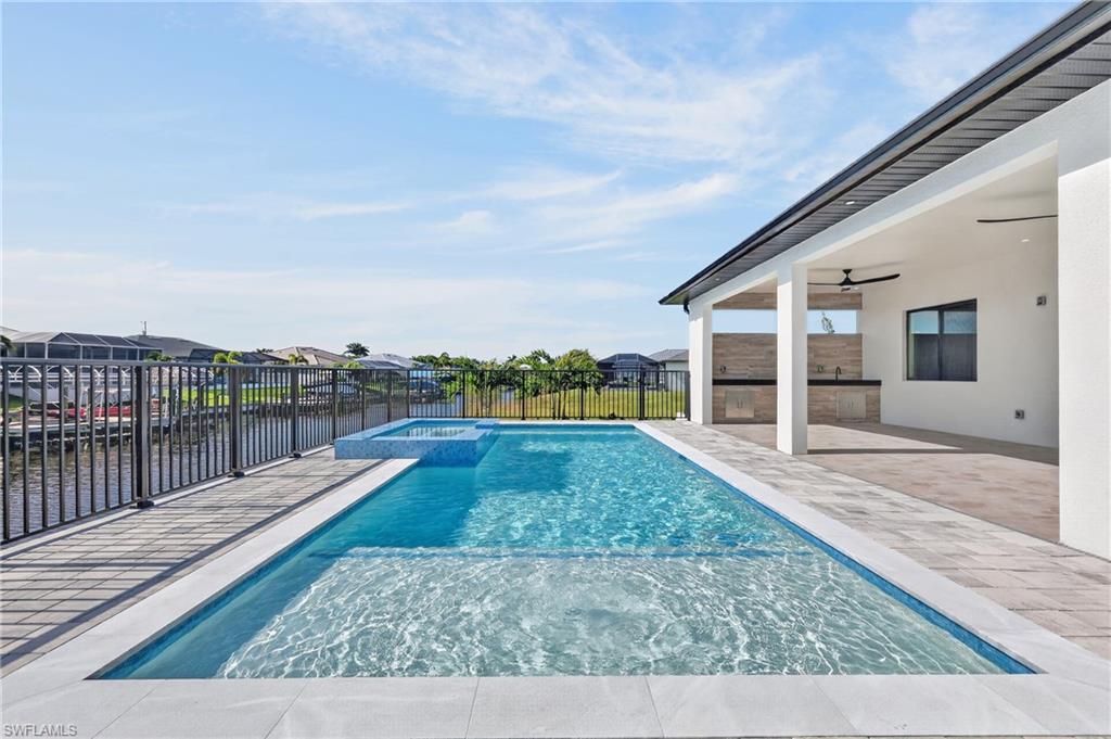 2525 Surfside Blvd Property Photo 31