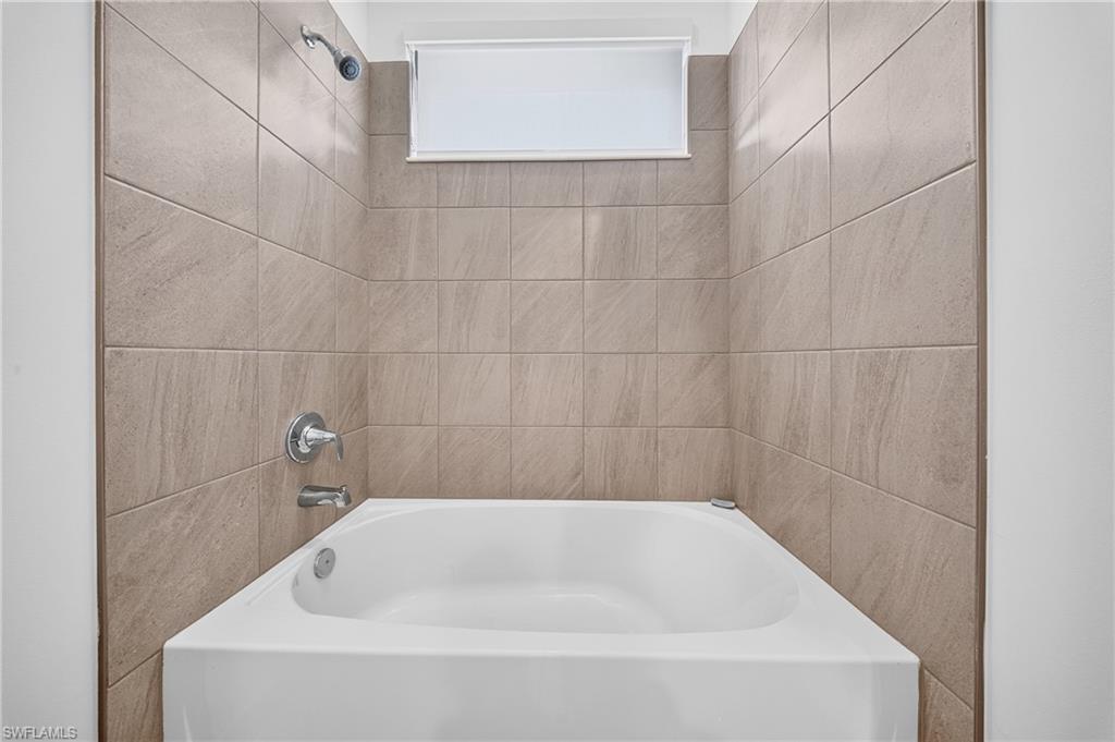 5043 Ofanto Ln Property Photo 32
