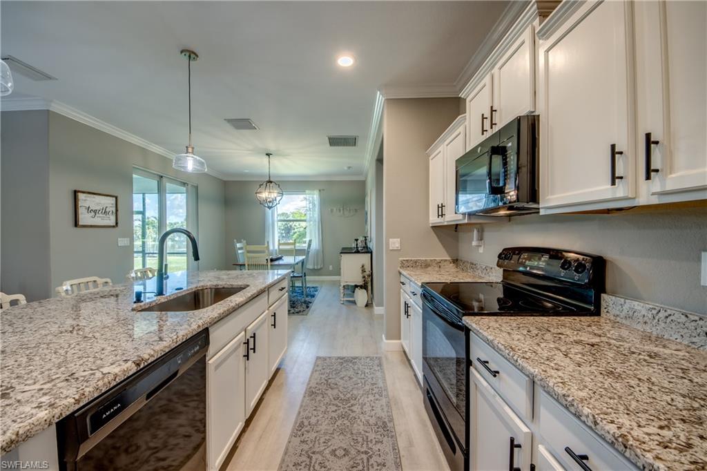 13056 Silver Thorn Loop Property Photo 14