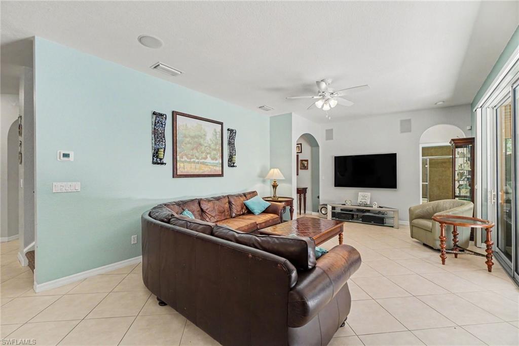 12450 Muddy Creek Ln Property Photo 11