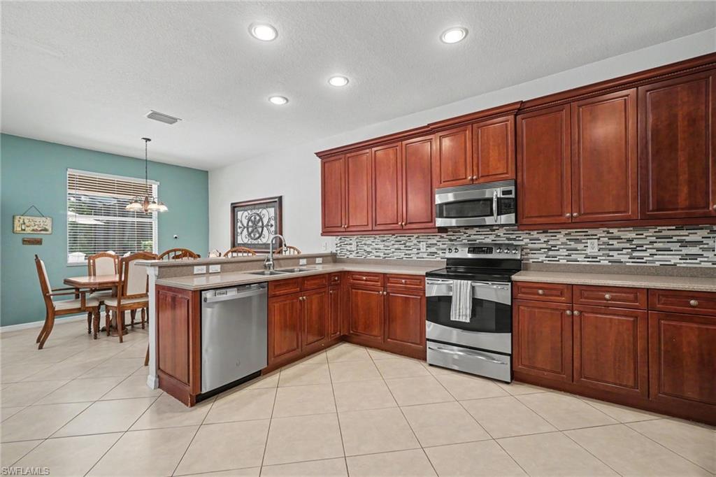 12450 Muddy Creek Ln Property Photo 14