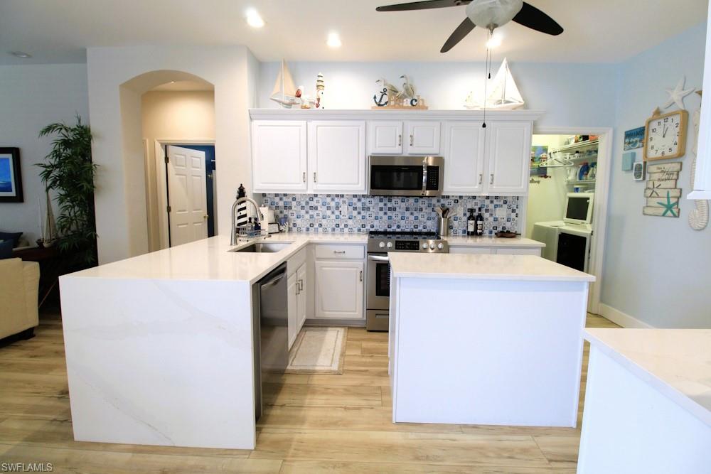 15733 Beachcomber Ave Property Photo 12