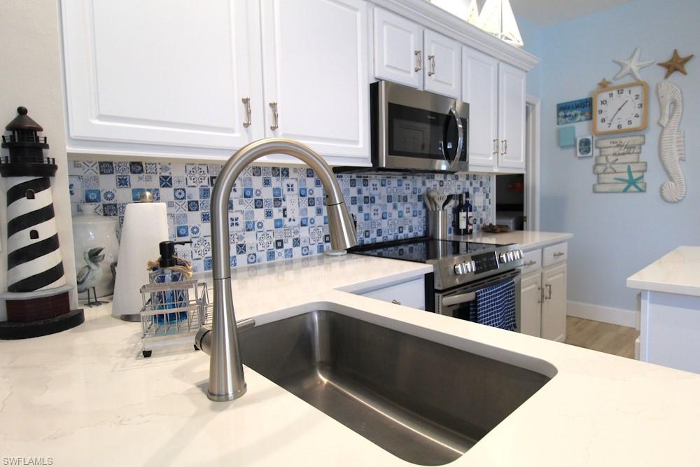 15733 Beachcomber Ave Property Photo 13