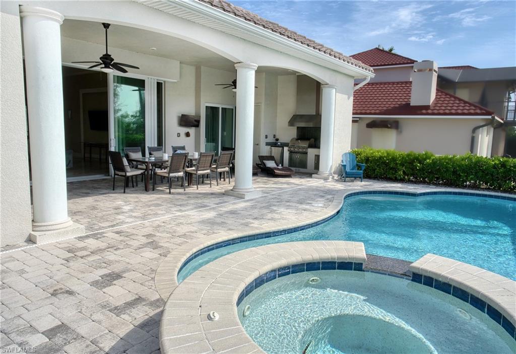 2368 Coral Point Dr Property Photo 2