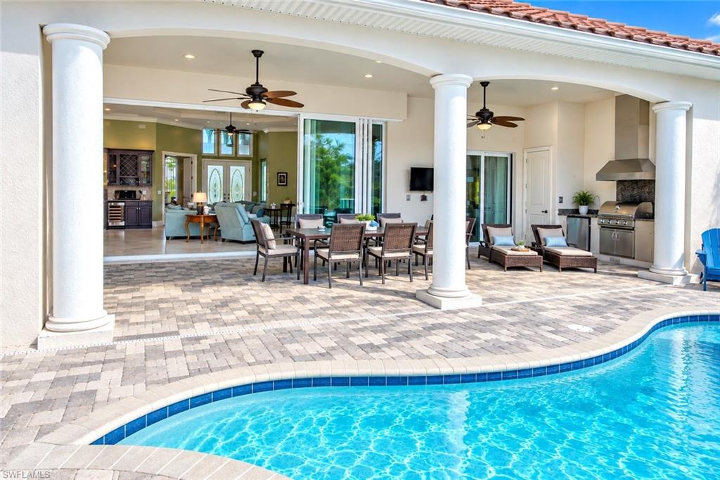 2368 Coral Point Dr Property Photo 2