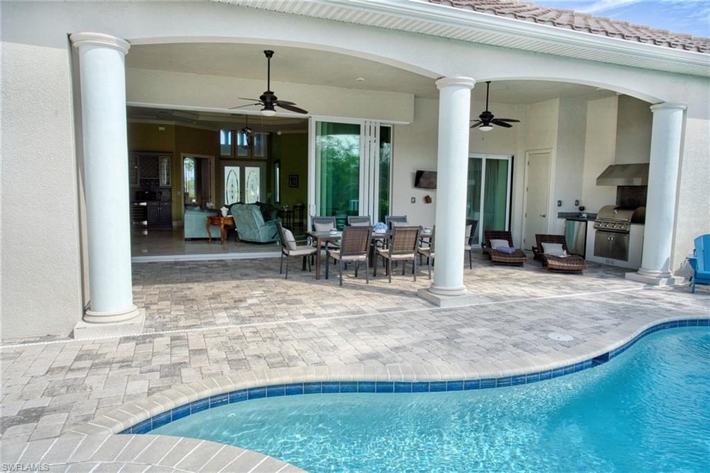 2368 Coral Point Dr Property Photo 3