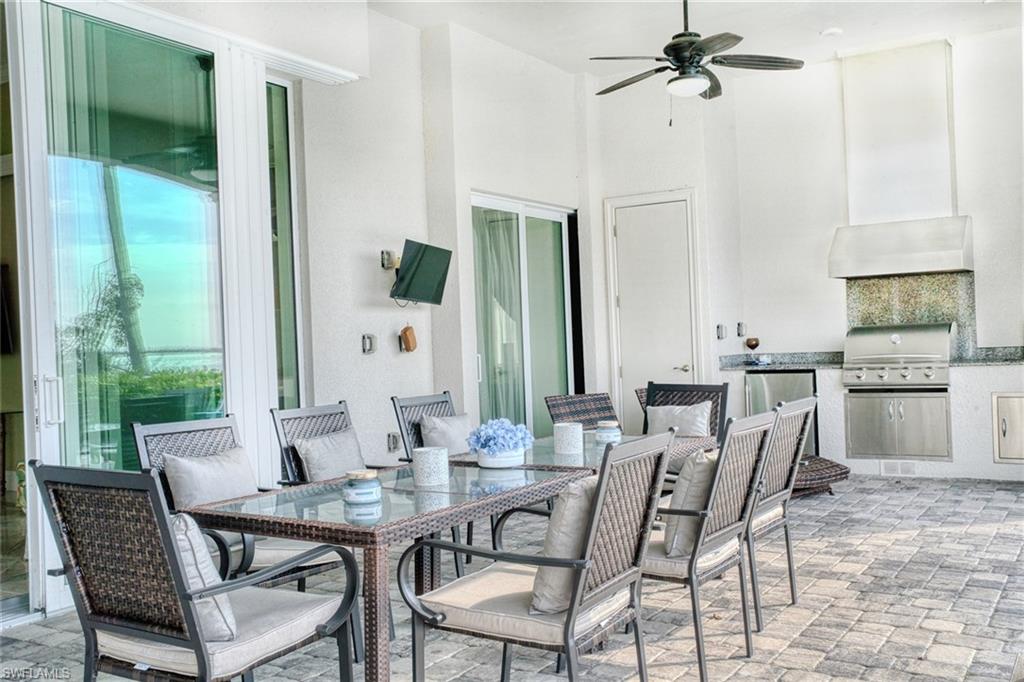 2368 Coral Point Dr Property Photo 8