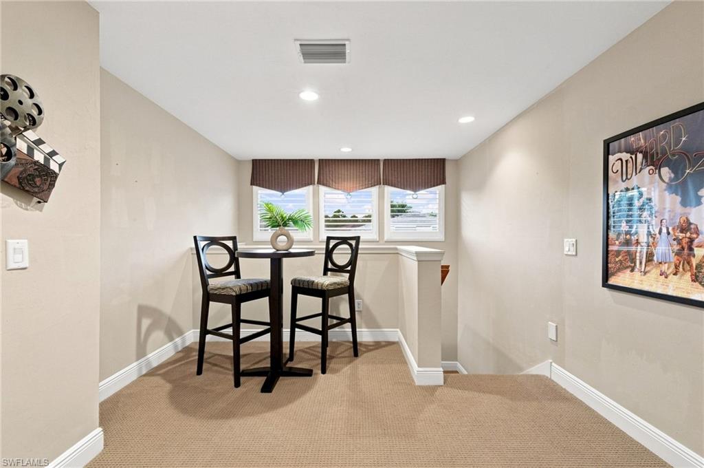 16001 Herons View Dr Property Photo 32