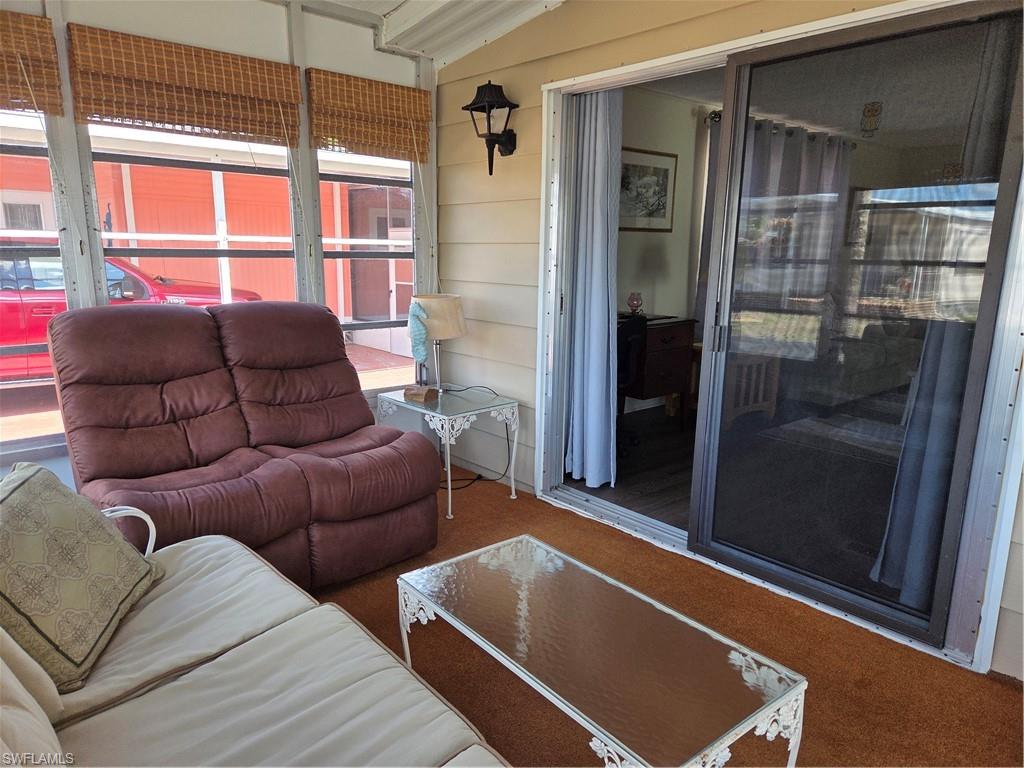 561 Winning Way Property Photo 16