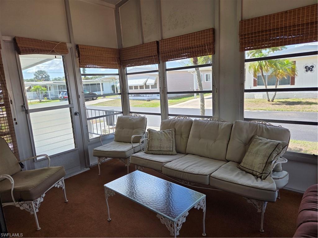 561 Winning Way Property Photo 17