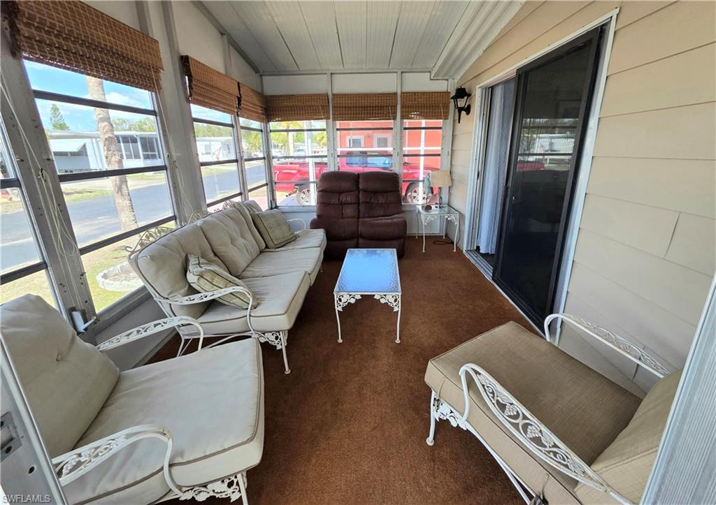 561 Winning Way Property Photo 18