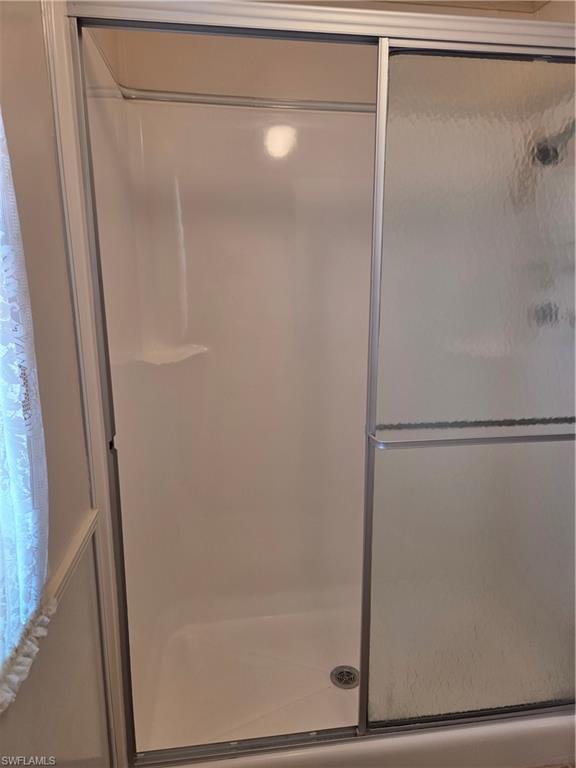 561 Winning Way Property Photo 32