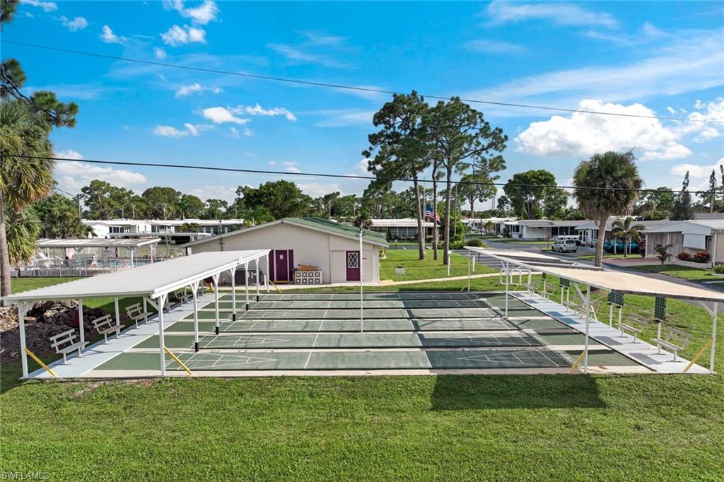 561 Winning Way Property Photo 38