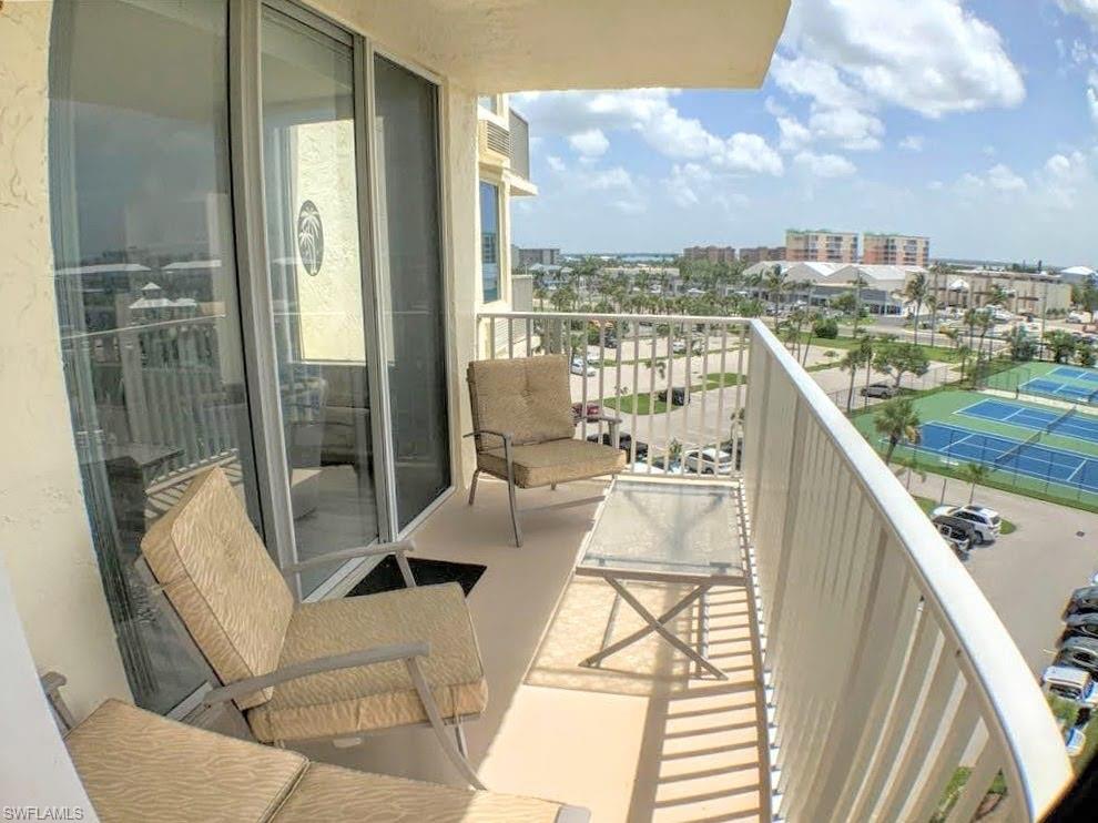 7330 Estero Blvd 508 Property Photo 4