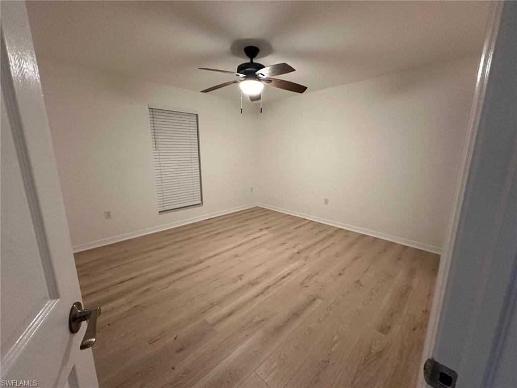 12642 Kenwood Ln B Property Photo 7