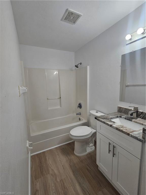 1247 Bacon Ave B Property Photo 7