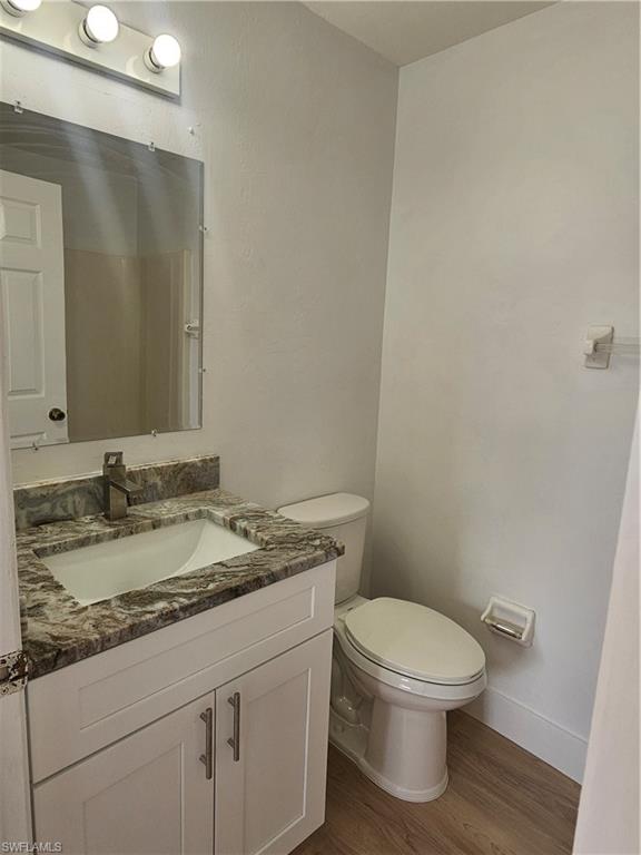 1247 Bacon Ave B Property Photo 10