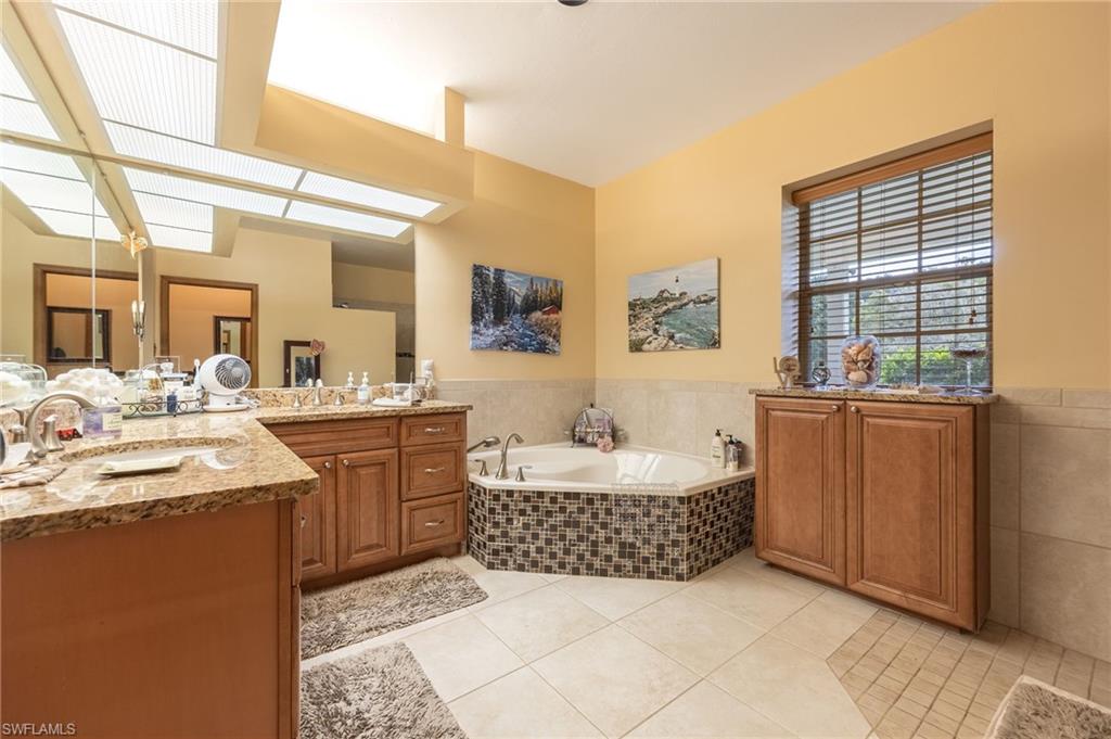 4691 Long Lake Dr Property Photo 26