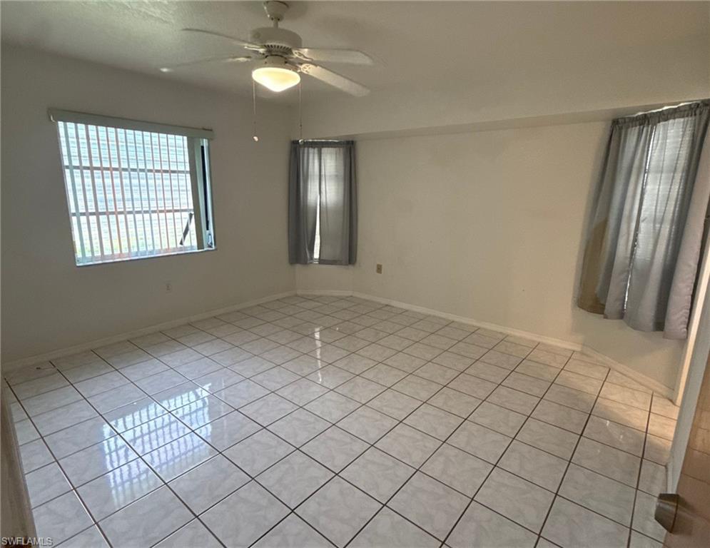 21476 Peachland Blvd Property Photo 12