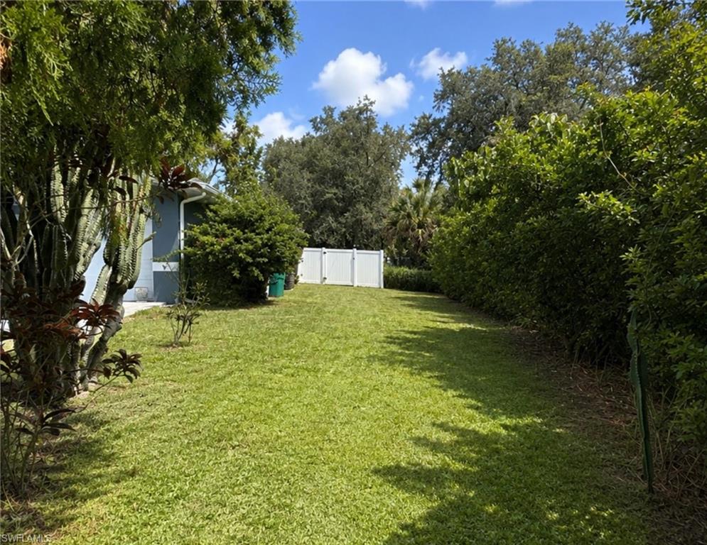 21476 Peachland Blvd Property Photo 19