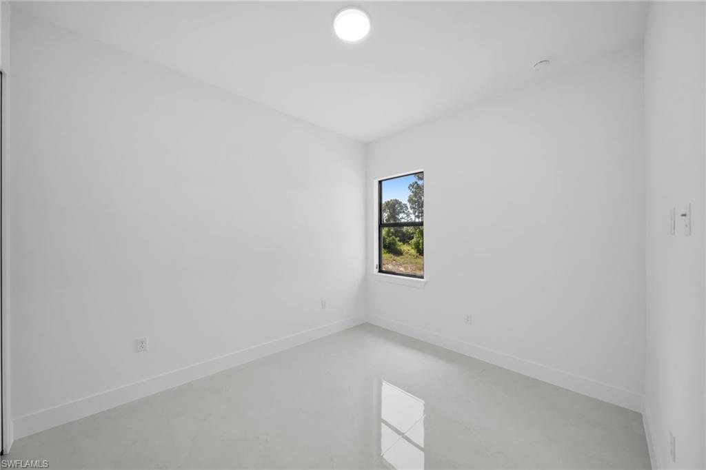 347 Columbus Blvd Property Photo 10