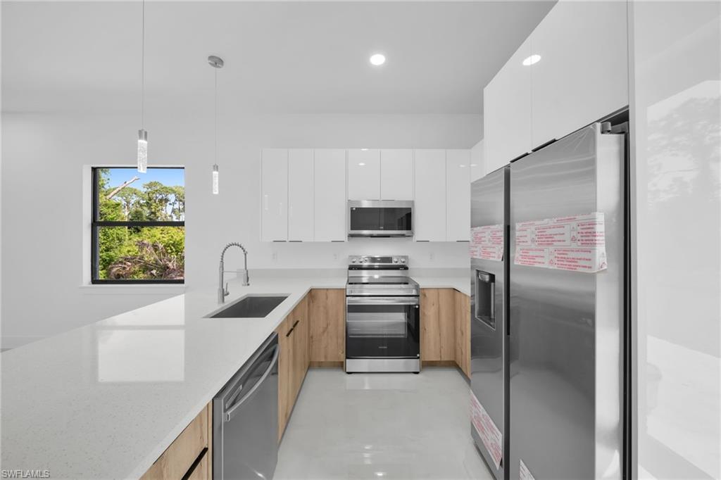 347 Columbus Blvd Property Photo 16