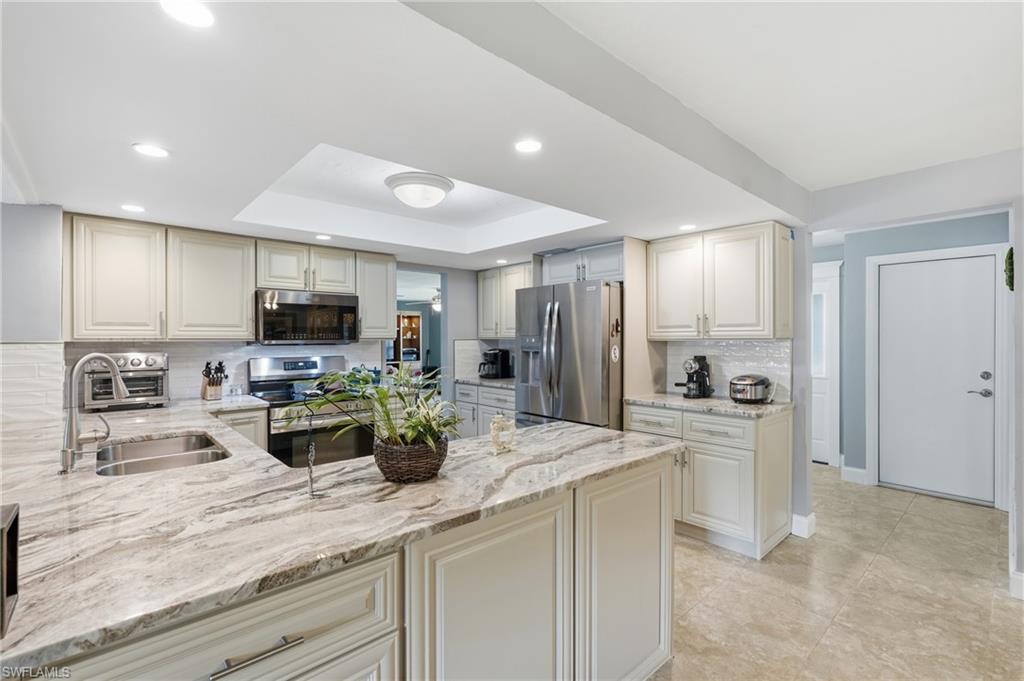 15602 Copra Ln Property Photo 3