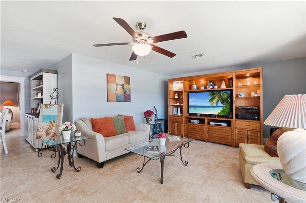 15602 Copra Ln Property Photo 5