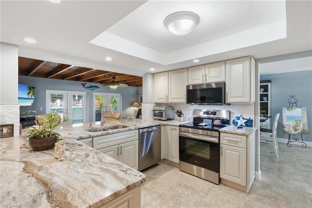 15602 Copra Ln Property Photo 10