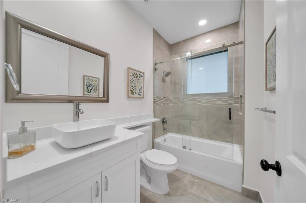 609 Clayton Ave Property Photo 24