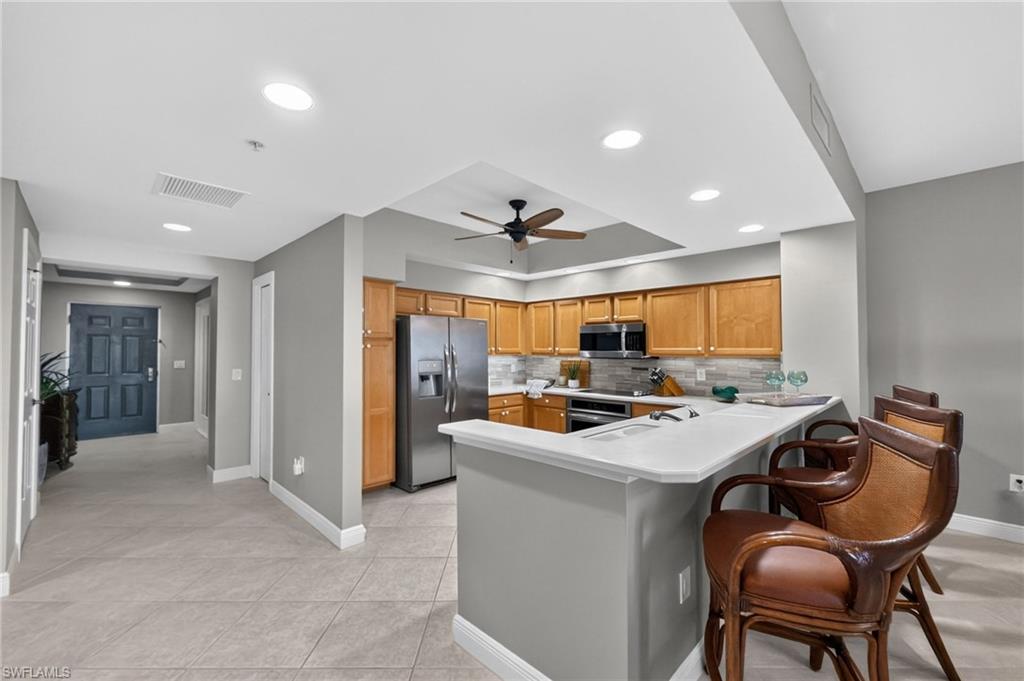3313 Sunset Key Cir 402 Property Photo 11