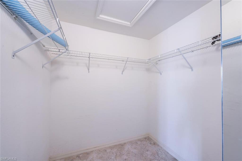 242 Newport Dr 509 Property Photo 16