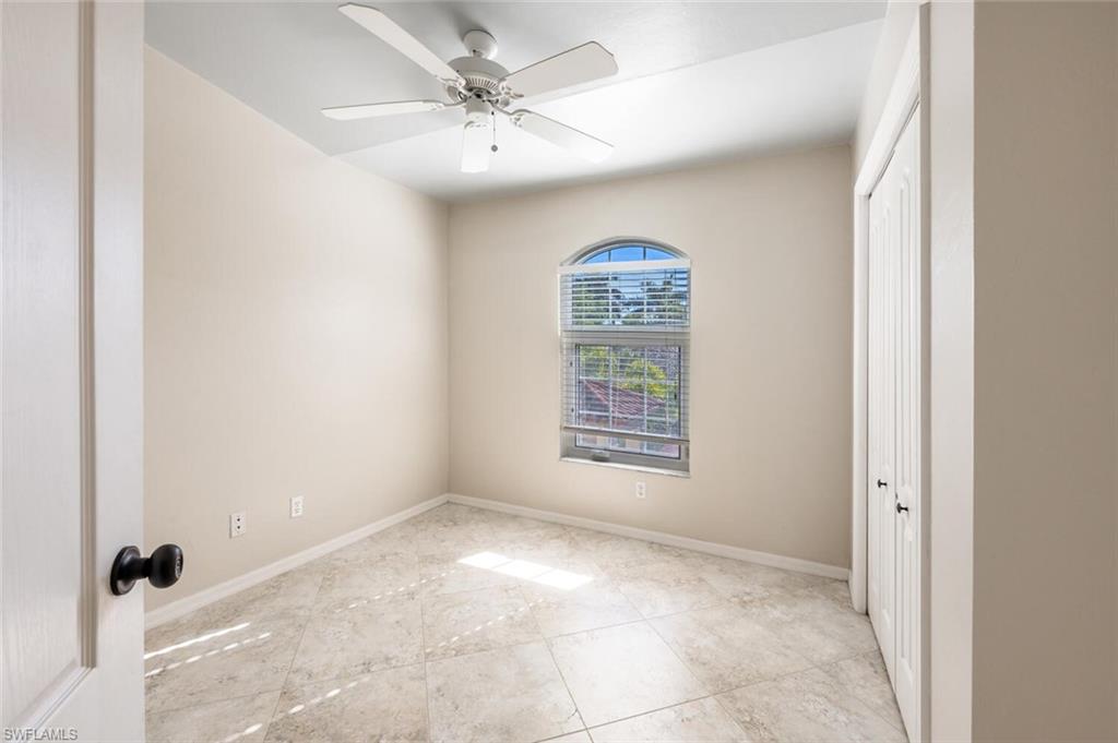 242 Newport Dr 509 Property Photo 19