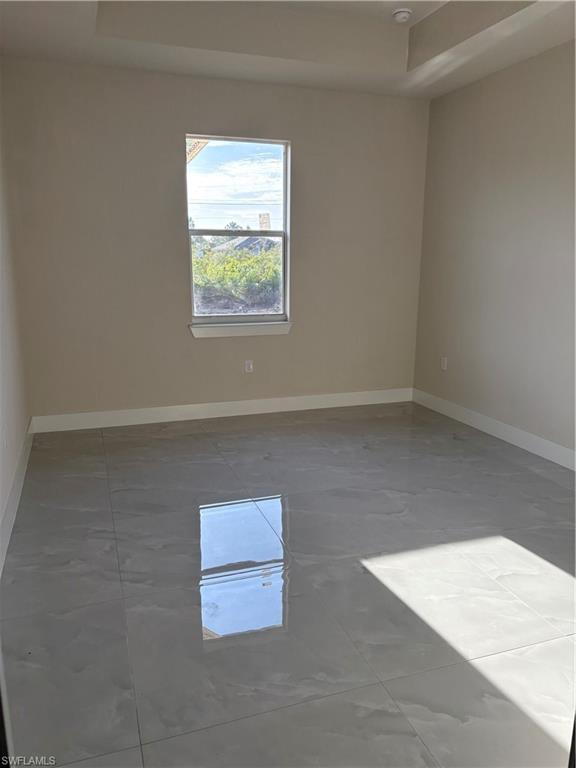 2508 21st St W Property Photo 12