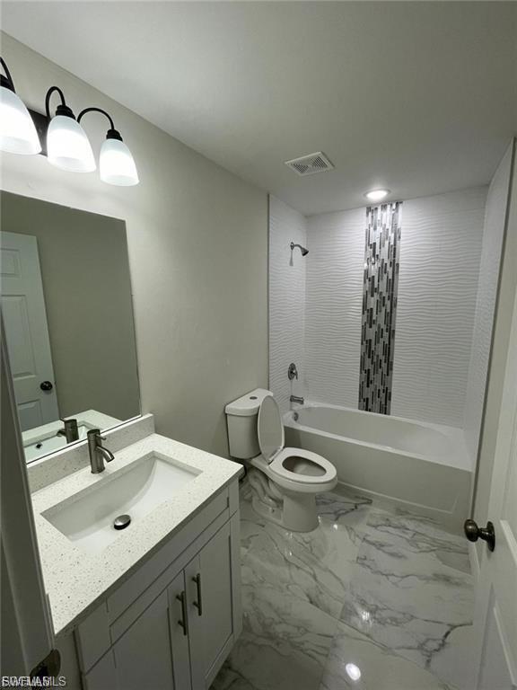 878/880 Duplex St E Property Photo 20