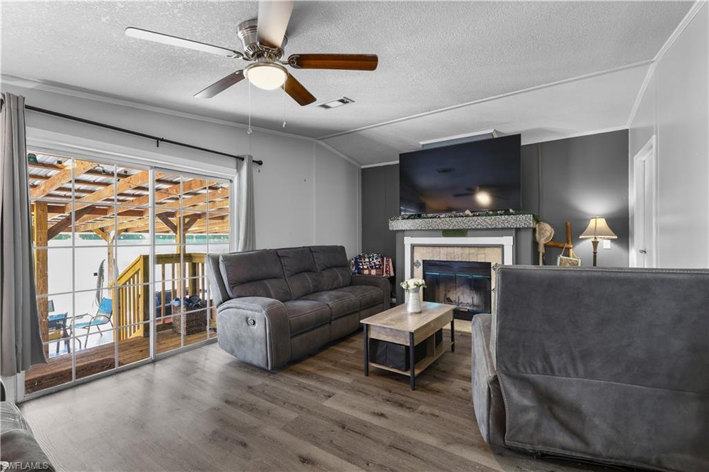 4480 Fort Simmons Ave Property Photo 6