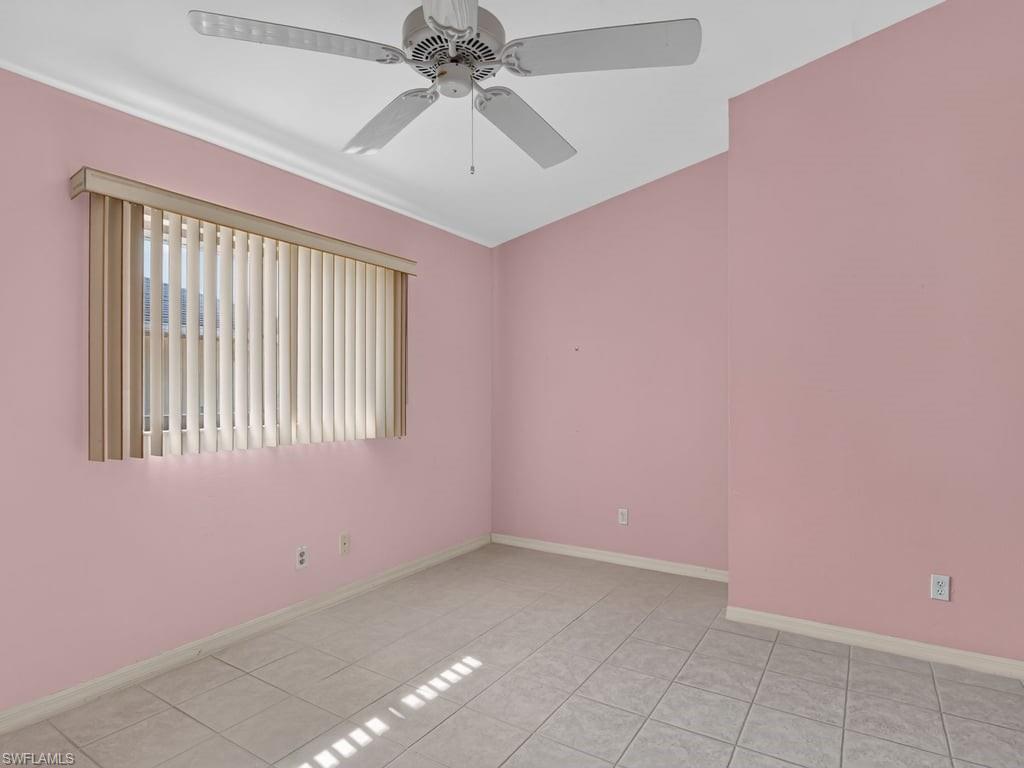 1302 Se 12th Ter Property Photo 17