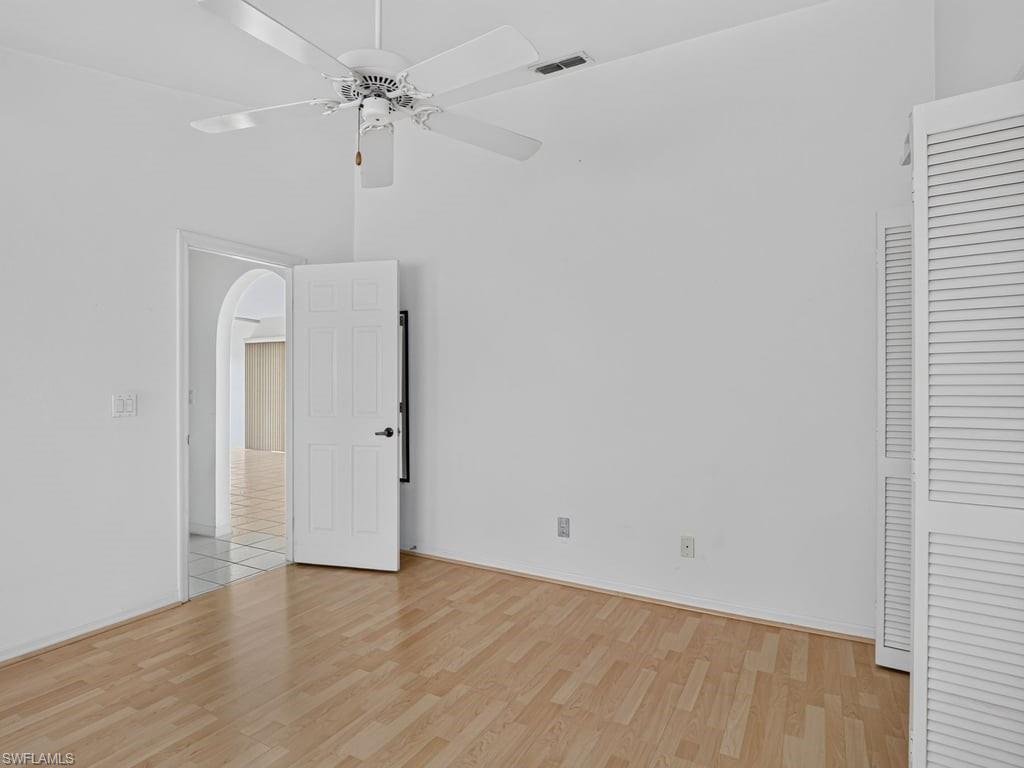 1302 Se 12th Ter Property Photo 30