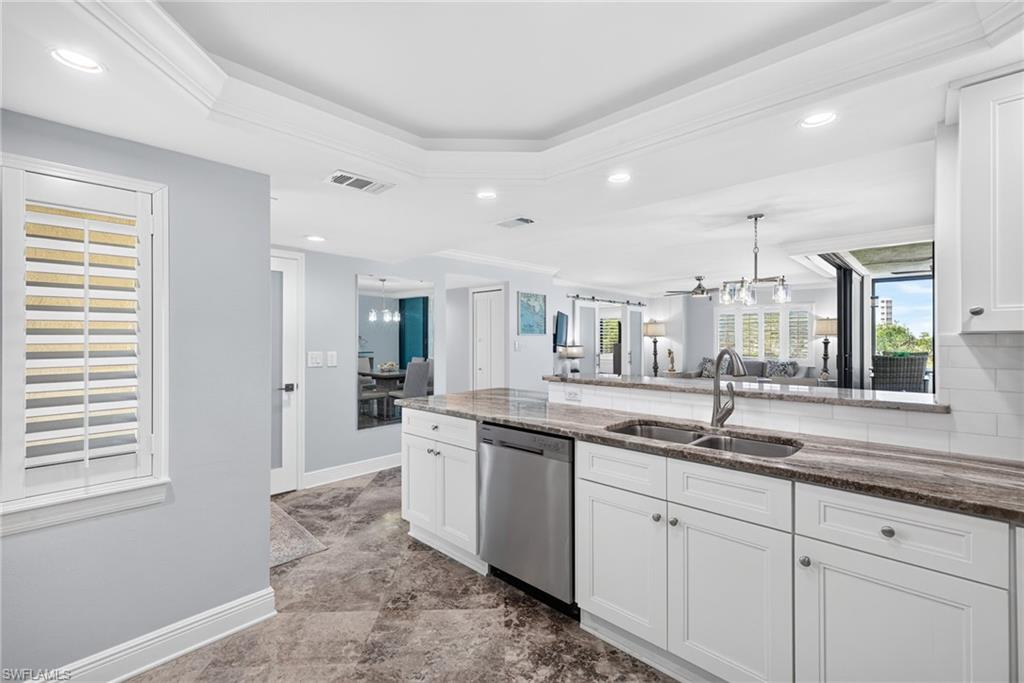 6672 Estero Blvd A210 Property Photo 11